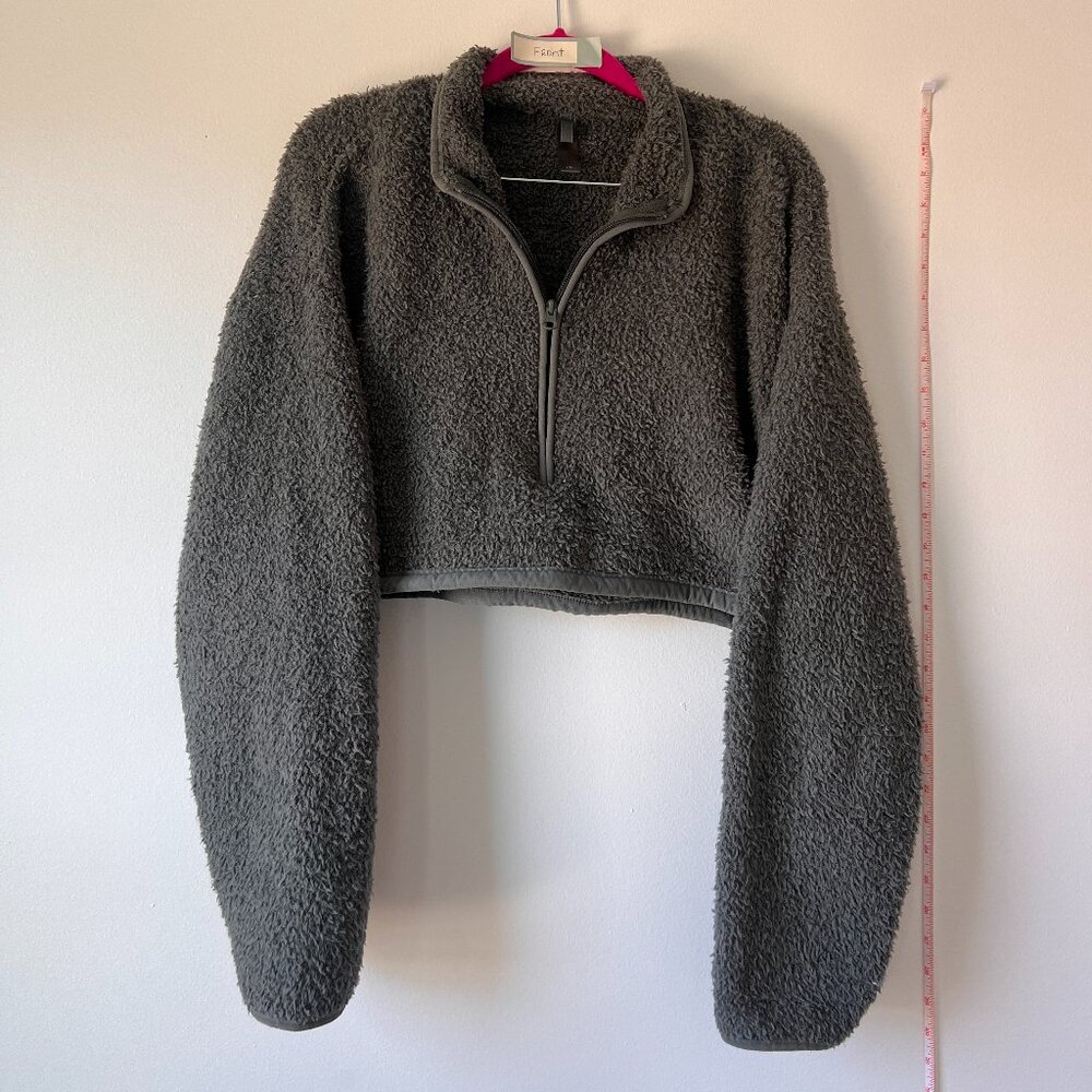 SKIMS Grey Sherpa Cropped Quarter Zip Sweatshirt | L/XL
